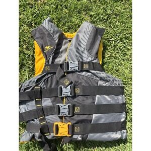 Stearns Adult 2XL/3XL Life Jacket Vest USCG Approved Type III Gray Yellow 5974